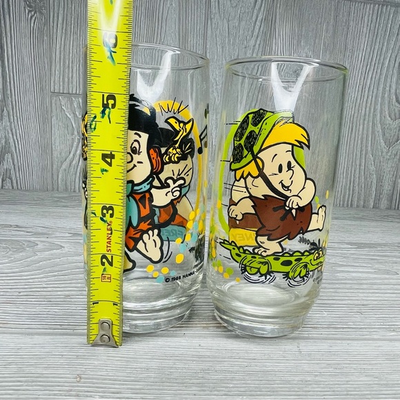 Vintage Pizza Hut 1986 flinstone glass cups Barney & Fred flintstone collectable - Picture 6 of 9